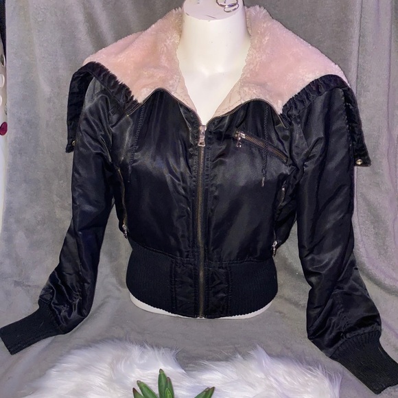 Guess Jackets & Blazers - Guess bomber style jacket with zip hood